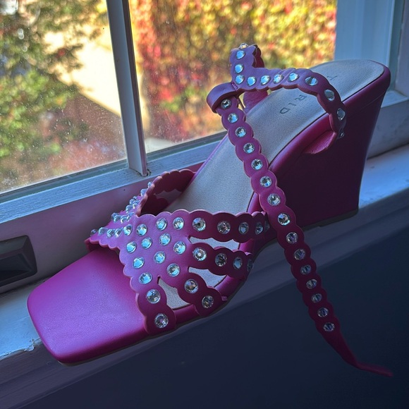 Pink Strappy Sandals with rhinestones -Torrid - Picture 2 of 11